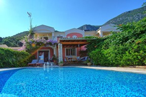 Building Exterior, Garden, Outdoor, Pool
