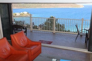 Living room views of the ocean