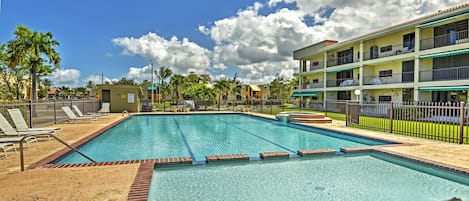 Rio Grande Vacation Rental Condo | 2BR | 2BA | 1,300 Sq Ft | Step-Free Access