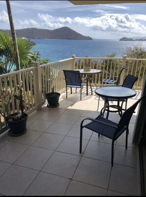 Enjoy dining out in the Caribbean breezes.