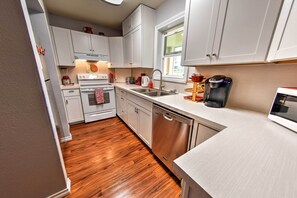 Fully Equipped Kitchen | Cooking Basics | Keurig Coffee Maker