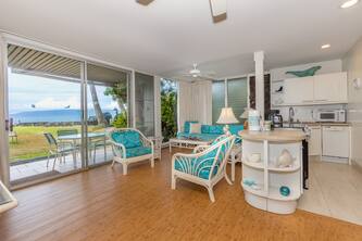 Tropical Ground floor! Corner! Just Steps to Pool and Ocean!120