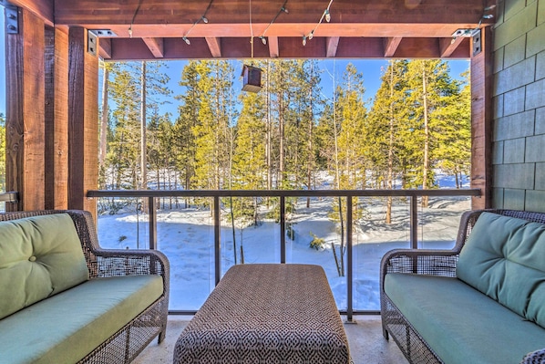 Mammoth Lakes Vacation Rental | 3BR | 3BA | 1,800 Sq Ft | Stairs Required