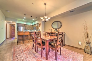 Dining Area | 2nd Floor | Dishware & Flatware Provided