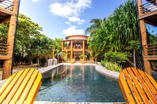 Casa Bomba