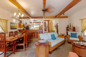 Living Room/Dining Room