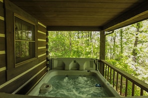 Cumberland Hot Tub