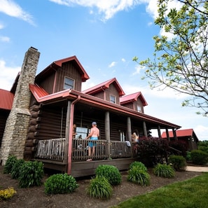 Big Sky Lodge Front Porch