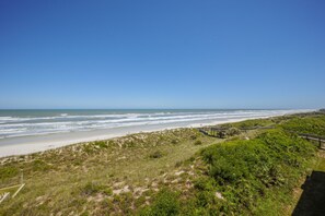 Warm Inviting Beaches - Dip your toes into the cool waters of the Atlantic! Take a trip to St. Augustine beach and enjoy the calm waters and nearby shopping.