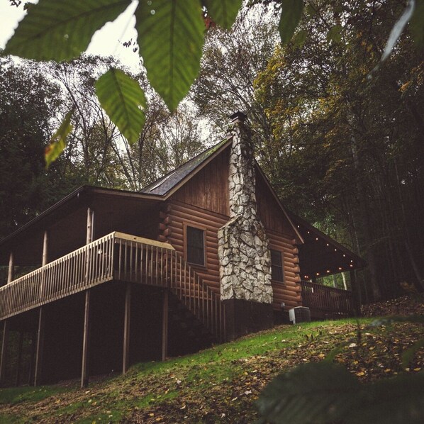 Pine Creek Exterior