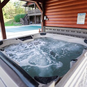 Grande Butte Hot Tub