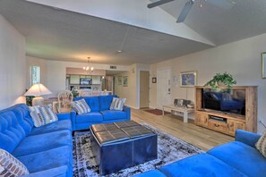 Living Room | Air Conditioning