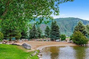 The Eagle Vail Community Center Provides The Perfect Balance of Peace and Quiet & Excitement!