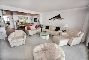 Highpoint North 2-A Living Area
