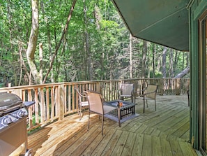 Furnished Deck | Gas Grill | Fire Pit