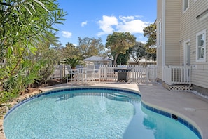 Large Private Pool to Enjoy