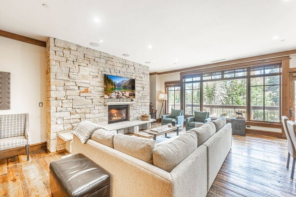 Ski-in/ski-out Deer Valley Arrowleaf at Empire Pass | Freshly Updated Corner Unit