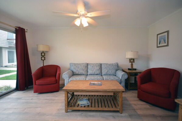 Gullway-Villa-103-LIVING-AREA
