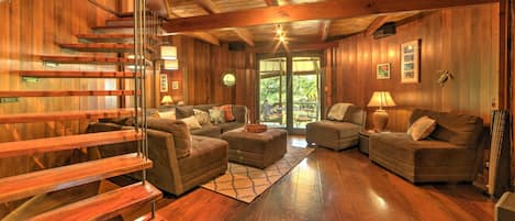 Keaau Vacation Rental | 2BR | 2BA | 1,280 Sq Ft | Steps Required