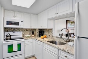 Bright kitchen with everything you need.