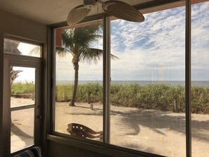 Lanai view south