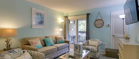 Hilton Head Island Vacation Rental | 2BR | 1BA | 800 Sq Ft | Stairs Required