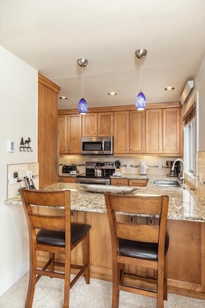 Kitchen 1