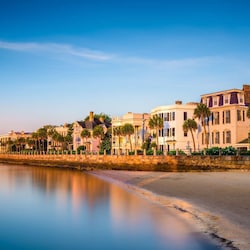 View the historic homes along the South Battery!