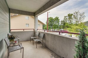 Private Balcony | Keyless Entry
