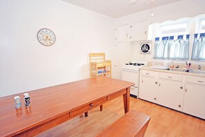 Catalina #7-Kitchen and Dining Area