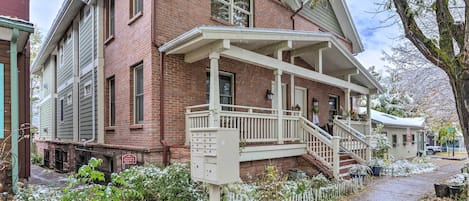 Glenwood Springs Vacation Rental Condo | 2BR | 2BA | Stairs Required