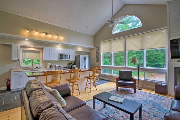 North Conway Vacation Rental | 3BR | 2BA | 1,700 Sq Ft | 2 Stories