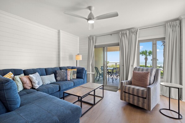 Living Area, beautiful ocean view