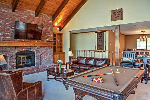 Lake Arrowhead Vacation Rental | 4BR | 3.5BA | 4,000 Sq Ft | Stairs Required