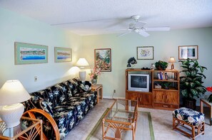 Living Room | Sleeper Sofa
