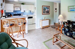 Living Room | Cable TV