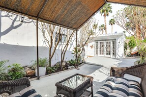 Private Patio | Outdoor Seating