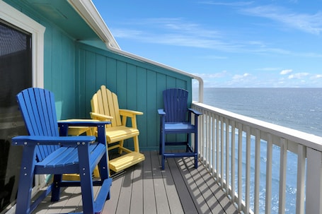 Bedroom 1 - Gulf Front Deck Seating