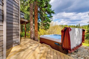 Exterior | Private Hot Tub | Steps to Free Ski Shuttle