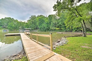 Boat Dock | Lake Barkley Location