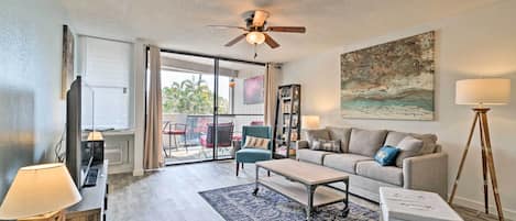 Kailua-Kona Vacation Rental | 1BR | 1BA | Access by Stairs | 665 Sq Ft