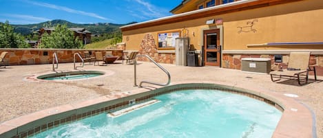Sundial Rooftop hot tub and plunge Pool.