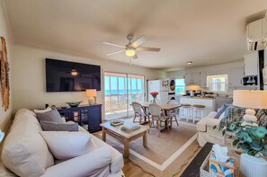 2308 S Shore Dr (Tan N Sand [Int Ext]) - watermarked-04