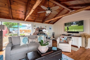 Vaulted Ceilings - Beautifully Restored Hardwood Floors