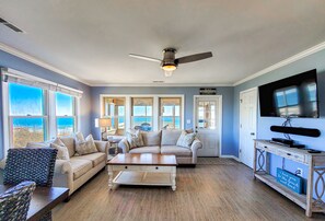 402 S Shore Dr (Tak It Ezy [Int. Ext.]) - watermarked-26