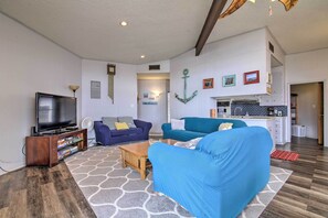 Living Room | Air Conditioning & Central Heating