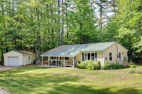 North Conway Vacation Rental | 3BR | 2BA | Step-Free Access | 1,152 Sq Ft