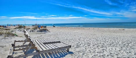 Miles of Beautiful Shoreline - Enjoy hours of walking, shelling, swimming, snorkeling, or just lounging!