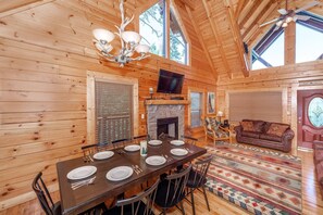 Smoky Mountain Haven is just perfect for family gatherings!