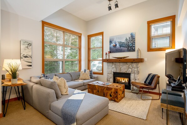Main Floor - Living Room with Gas Fireplace